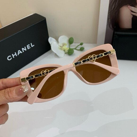 Chanel Light Pink Cat-Eye Sunglasses with Brown Lenses - Picture 7 of 7